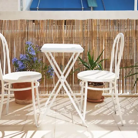 Apartment Evanthia's 2-spacious, Central, 2bdr Apart,+balcony Athens