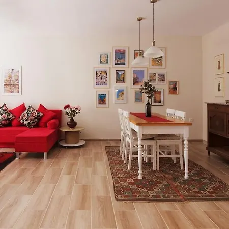 Apartment Evanthia's 2-spacious, Central, 2bdr Apart,+balcony Athens