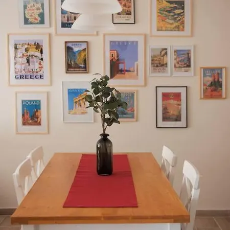 Apartment Evanthia's 2-spacious, Central, 2bdr Apart,+balcony Athens