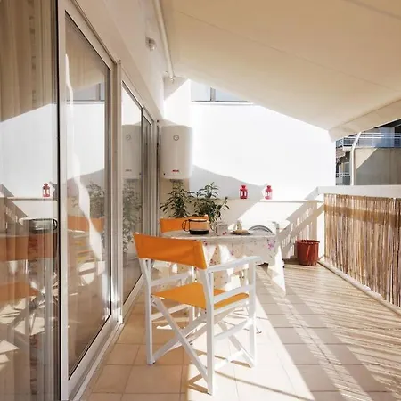 Evanthia's 2-spacious, Central, 2bdr Apart,+balcony Apartamento Atenas